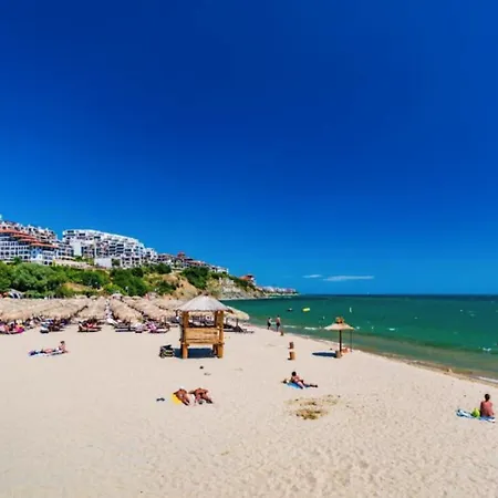 Royal Palm 173 One Bedroom Апартамент Свети Влас